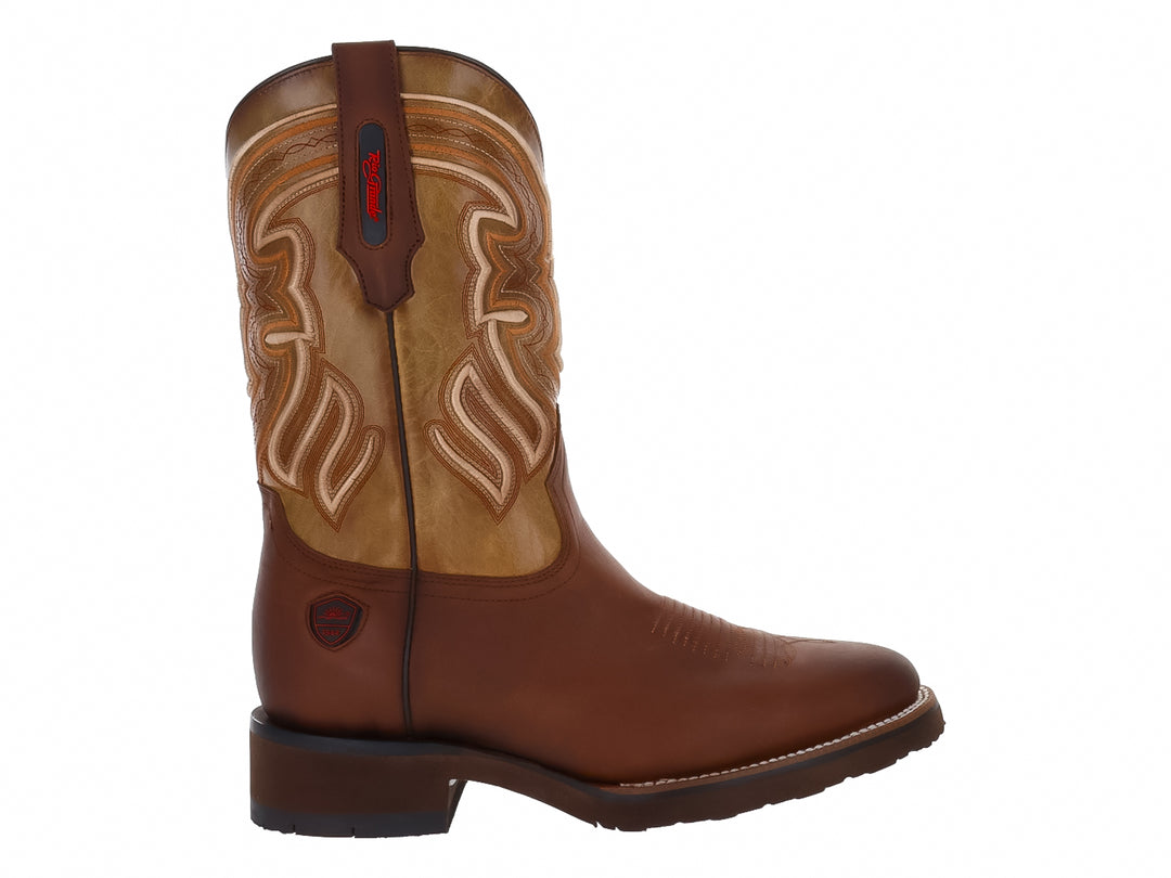 Bota vaquera Rio Grande en color café y beige con detalles bordados en la caña.