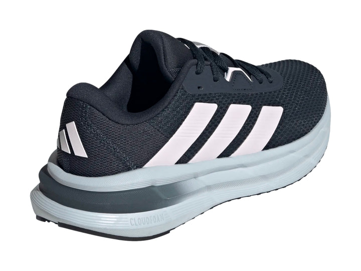 Tenis Adidas Galaxy 7 color azul marino con franjas rosas y suela azul claro.