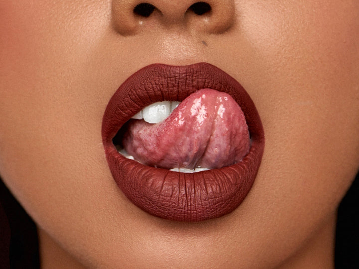 Labial Líquido Arantza Cosmetics Dark Macchiato para Mujer