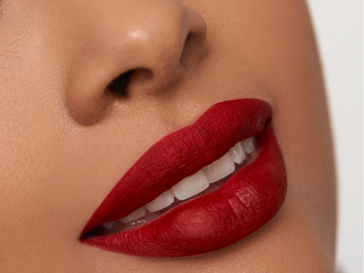 Labial Líquido Arantza Cosmetics Sangria Affair para Mujer
