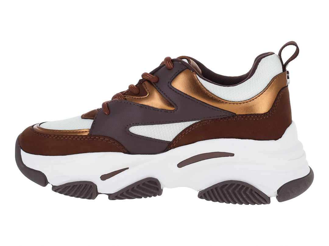 Tenis deportivos Steve Madden para niños en colores bronce, marrón y blanco con suela chunky.