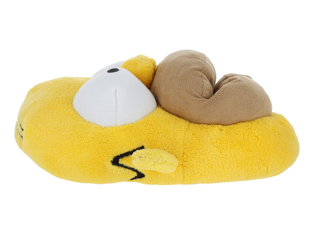 Pantufla amarilla de peluche con diseño de personaje y detalles en color café y blanco.