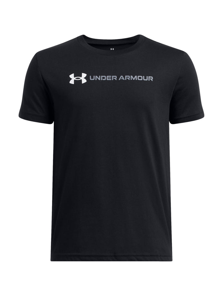 Camiseta deportiva de manga corta color negro con logotipo de Under Armour en el pecho.