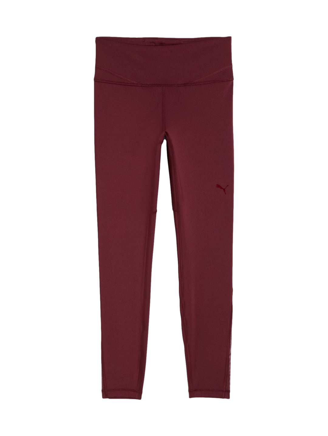 Mujer vistiendo leggings deportivos PUMA de color rojo vino, corte 7/8 y cintura alta.