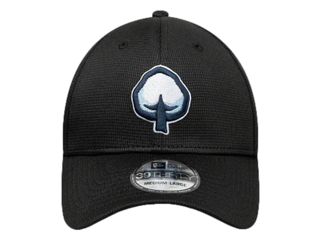 Gorra de béisbol New Era color negro con logotipo bordado en el frente y visera curva.