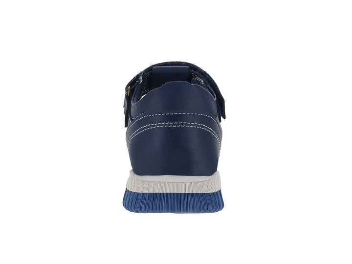 Sandalia Karsten para niño en color azul marino con suela gris y cierre de velcro.