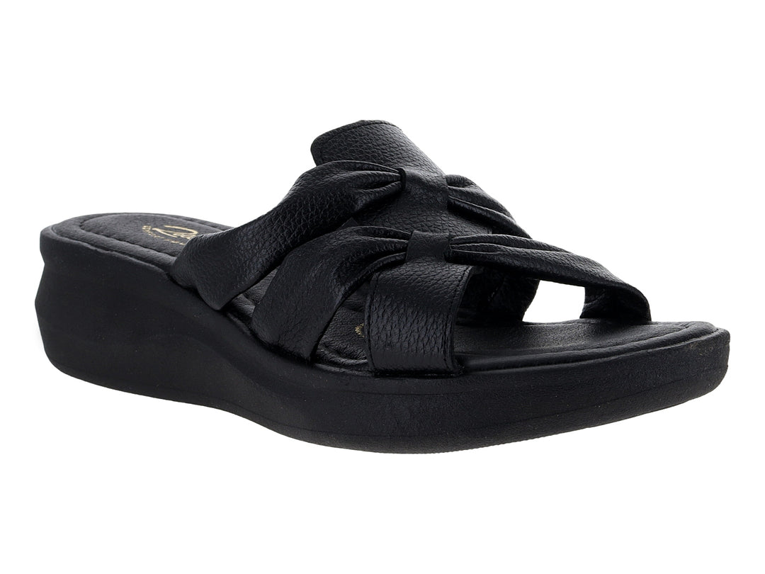Sandalias Relax color negro con suela de plataforma y tiras con nudo decorativo.