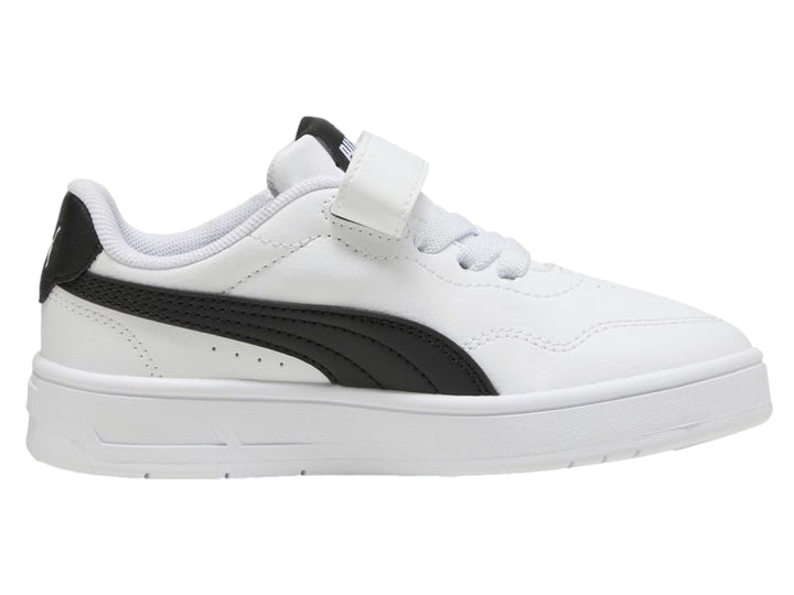 Tenis PUMA blancos para Niño con franja negra lateral y cierre de velcro.