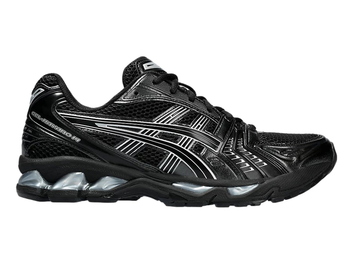 Tenis deportivos ASICS Gel-Kayano 14 color negro con detalles en plata y suela Gel.