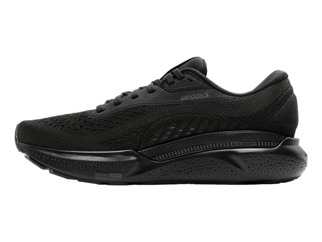 Zapato deportivo Brooks Adrenaline GTS 24 en color negro total con malla transpirable y suela amortiguada.