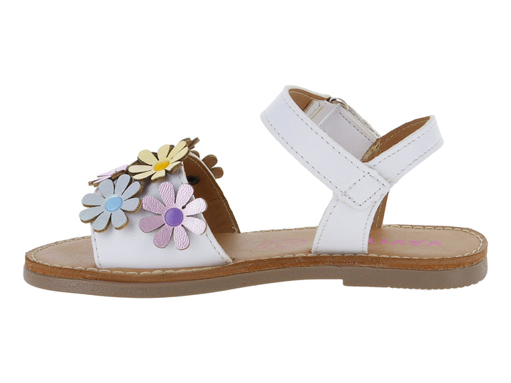 Sandalia blanca para niña con adornos de flores coloridas y correa con hebilla.