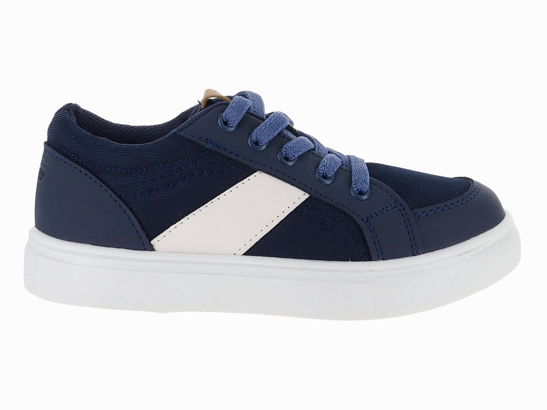 Tenis infantiles color azul marino con franja blanca y suela blanca.