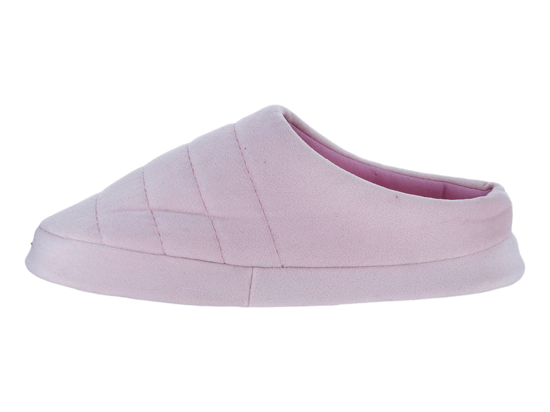 Pantufla de tela color rosa con diseño cerrado y textura suave.
