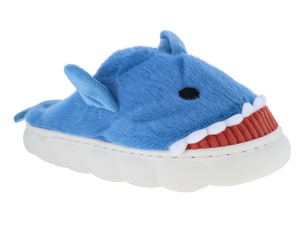 Pantufla azul cielo con diseño de tiburón y suela blanca gruesa.