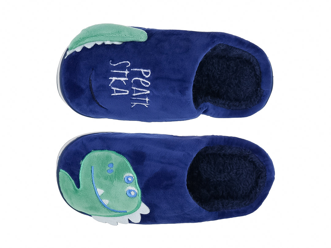 Pantufla de peluche azul marino con detalle decorativo verde y suela blanca.