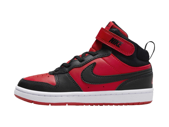 Tenis Nike Court Borough Mid 2 para niño en colores rojo, negro y blanco con correa de ajuste.