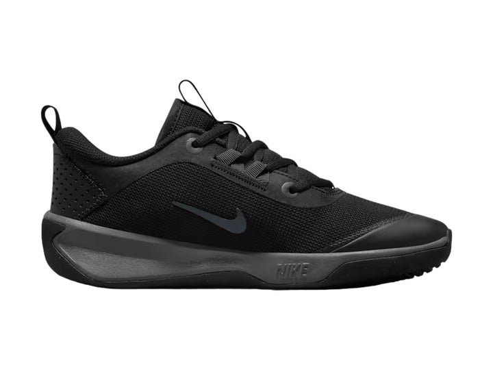 Tenis Nike Omni Multi-Court Negro para Niño