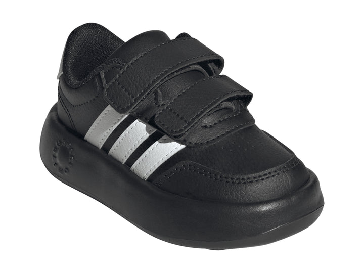 Tenis Adidas Breaknet 3.0 color negro con tres franjas blancas y cierre de velcro.