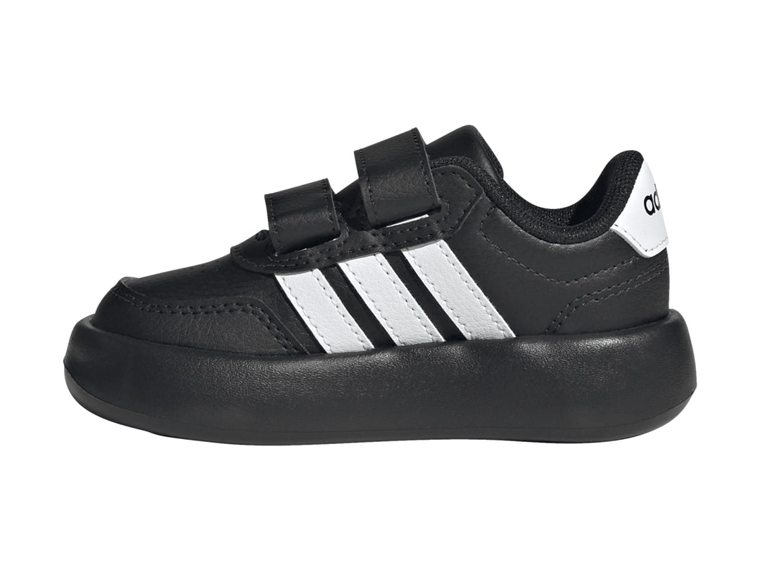 Tenis Adidas Breaknet 3.0 color negro con tres franjas blancas y cierre de velcro.