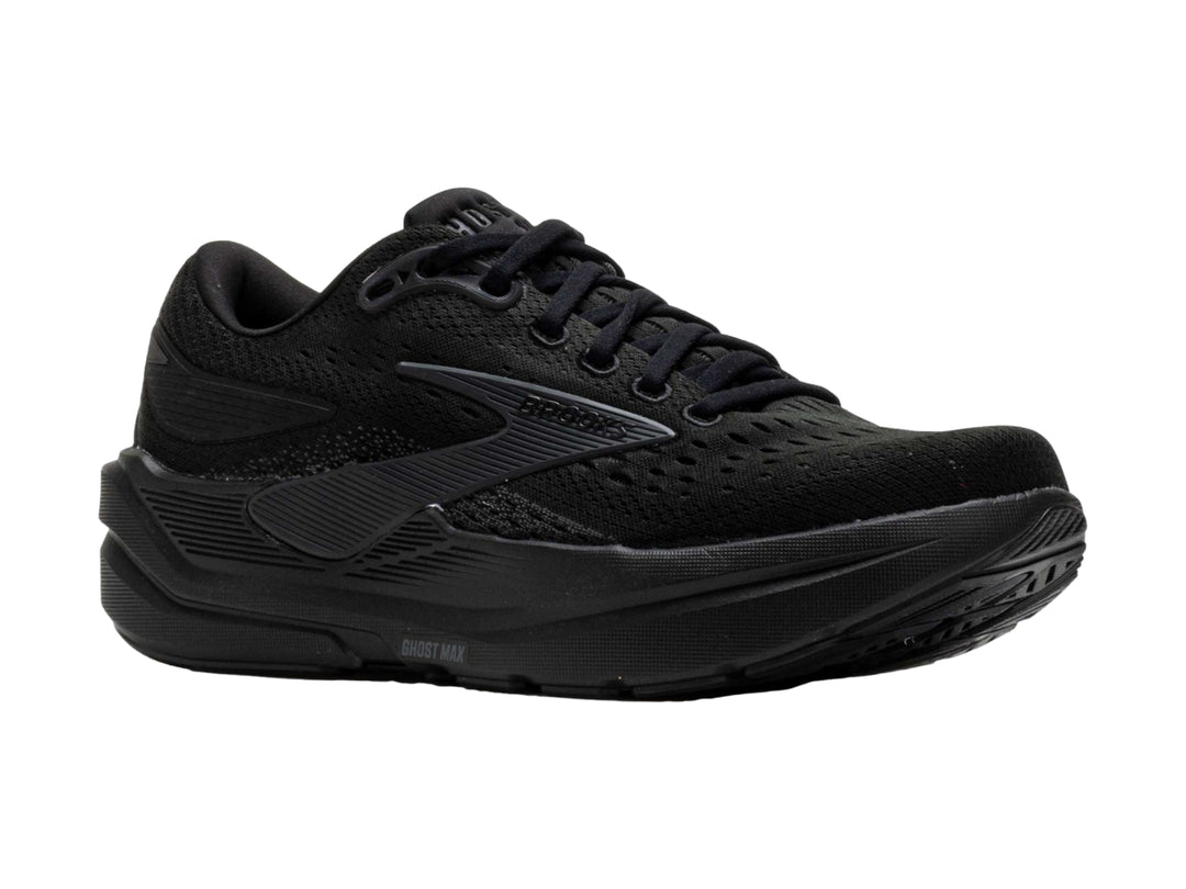 Tenis deportivos Brooks Ghost Max 3 en color negro total, vista lateral sobre fondo blanco.