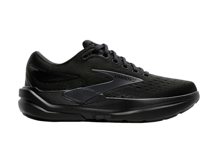 Tenis deportivos Brooks Ghost Max en color negro total con suela robusta y malla transpirable.