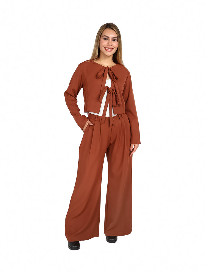 Conjunto Passionne Pantalón y Blusa Café para Mujer