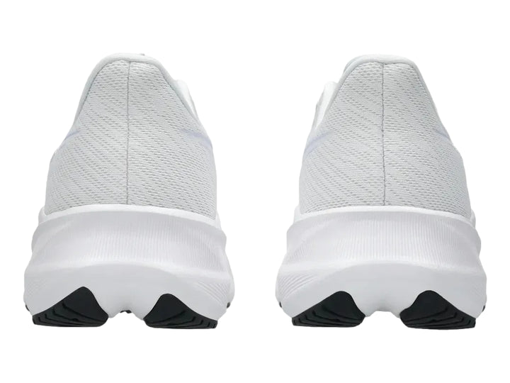 Tenis deportivos ASICS Versablast 4 para mujer en color blanco con detalles en lila y suela blanca.