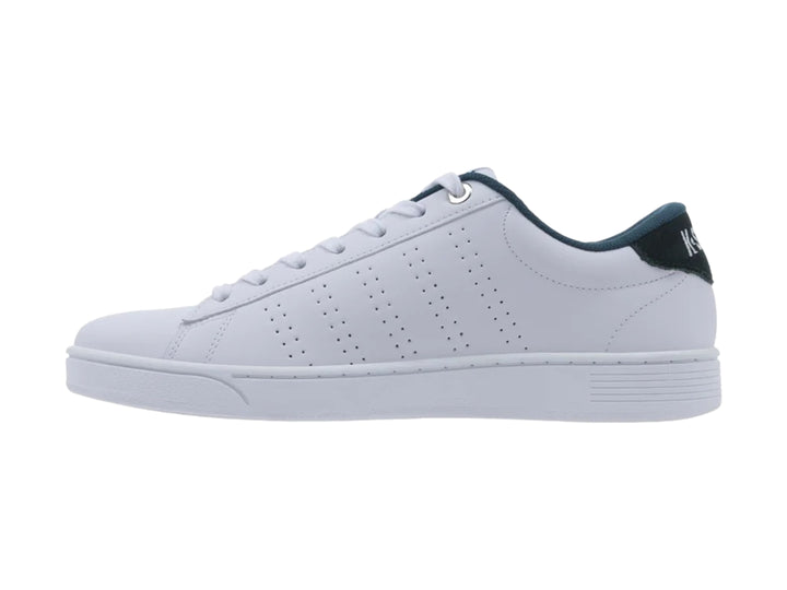 Tenis K-Swiss blancos de corte bajo con detalle en el talón color teal y suela blanca.