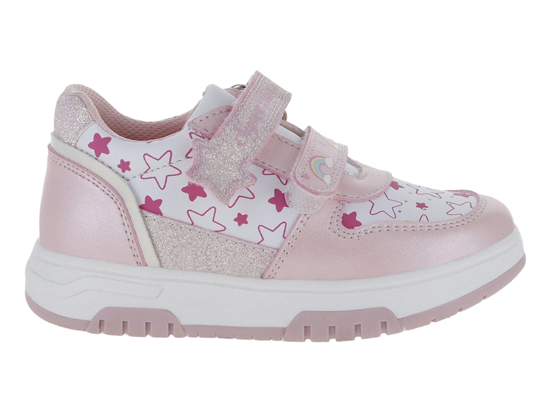 Tenis deportivos para niña en color blanco y rosa con detalles de estrellas y acabado brillante.