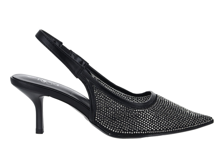 Zapato de tacón negro con correa posterior y detalles brillantes en la parte frontal.