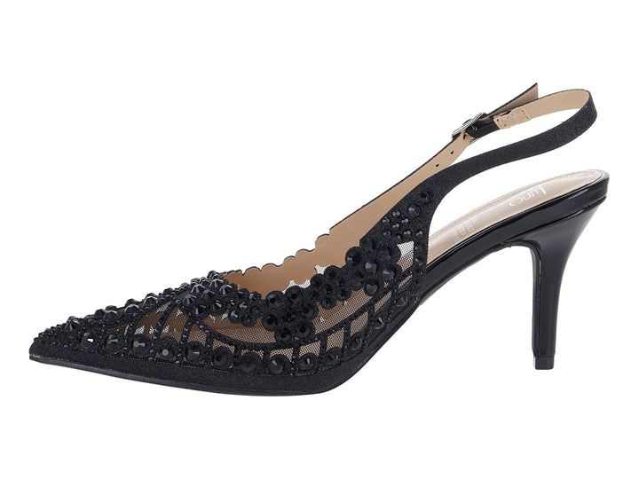Zapato de tacón negro con detalles de malla, pedrería brillante y correa.