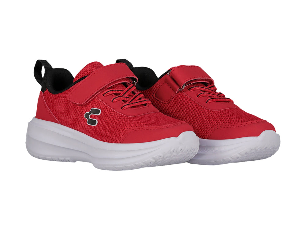 Tenis deportivos Charly color rojo con suela blanca y correa de velcro.