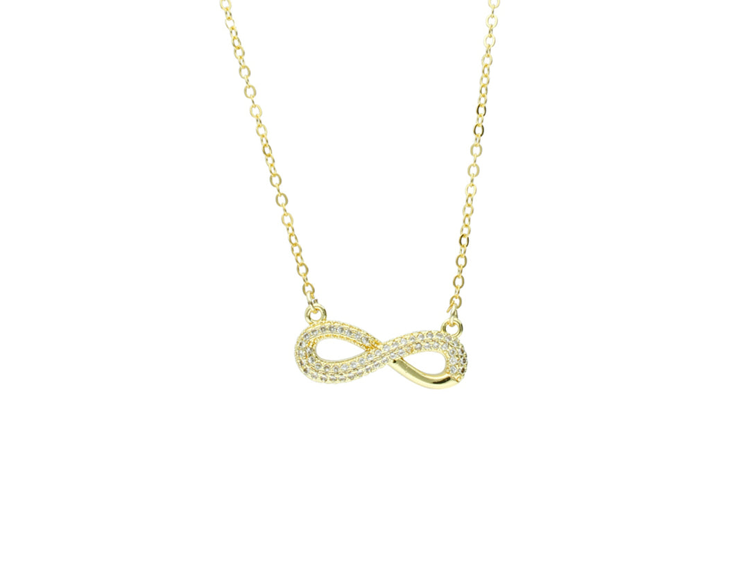 Collar dorado de la marca ROZE con dije en forma de símbolo de infinito adornado con cristales brillantes.