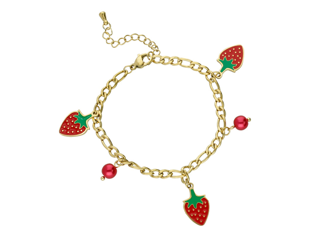 Pulsera de cadena dorada con dijes de fresas rojas y cuentas esféricas coordinadas.