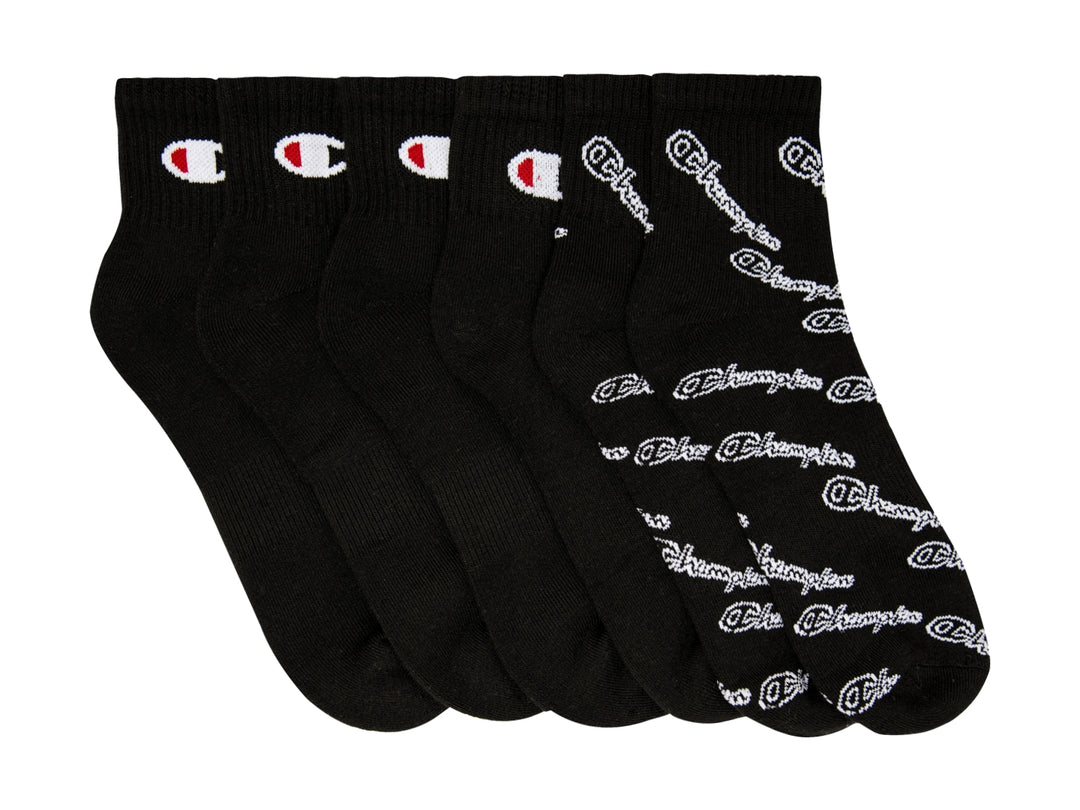 Paquete de 6 calcetines de tobillo color negro marca Champion con logos blancos en contraste.