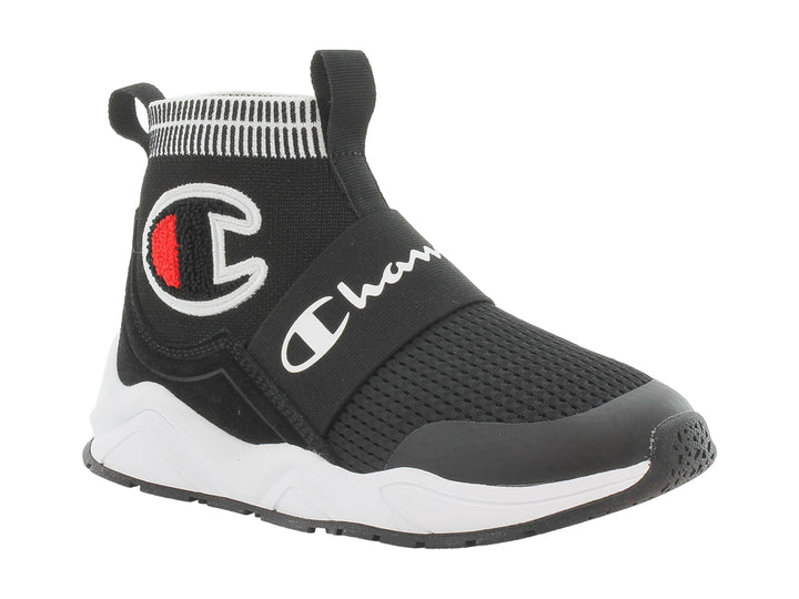 Tenis deportivos Champion color negro con suela blanca, estilo slip-on.
