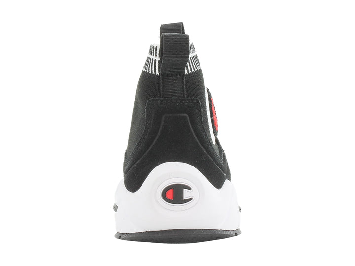 Tenis deportivos Champion color negro con suela blanca, estilo slip-on.