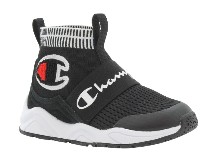 Tenis deportivos Champion color negro con suela blanca y diseño tipo calcetín sin cordones.