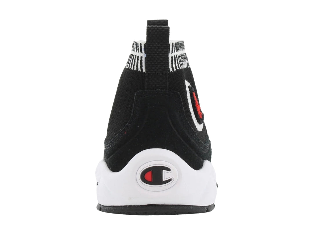 Tenis deportivos Champion color negro con suela blanca y diseño tipo calcetín sin cordones.