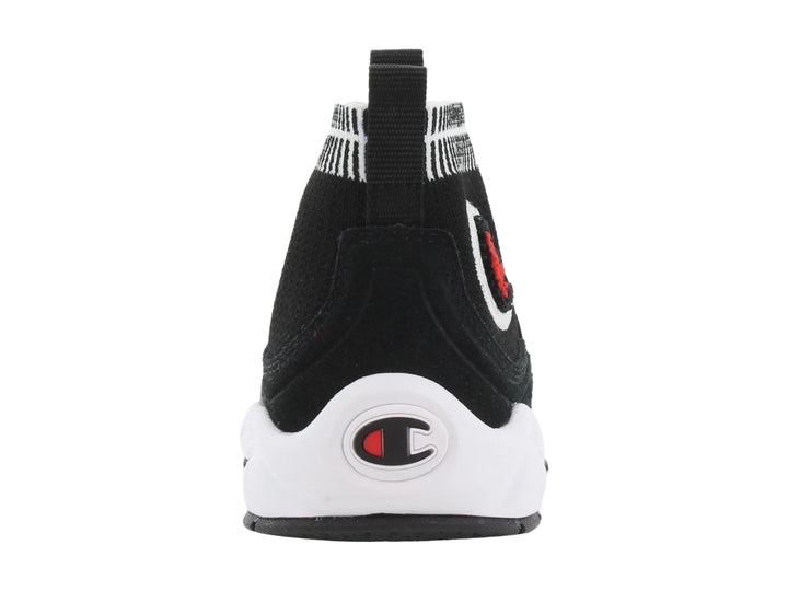 Tenis deportivos Champion color negro con suela blanca y diseño tipo calcetín sin cordones.