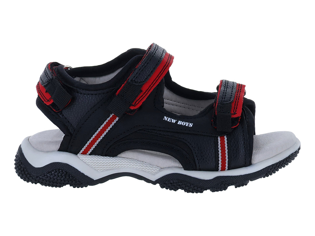 Sandalia New Boys color negro con detalles en rojo y suela blanca.