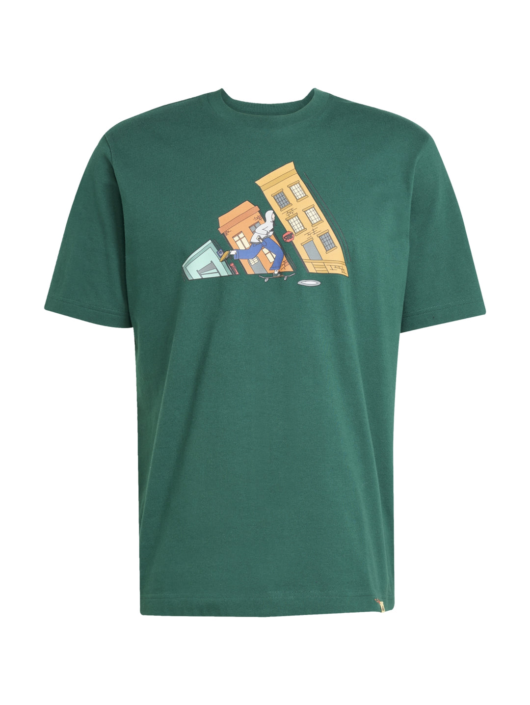 Hombre vistiendo una camiseta verde de Adidas con un gráfico colorido en el pecho.