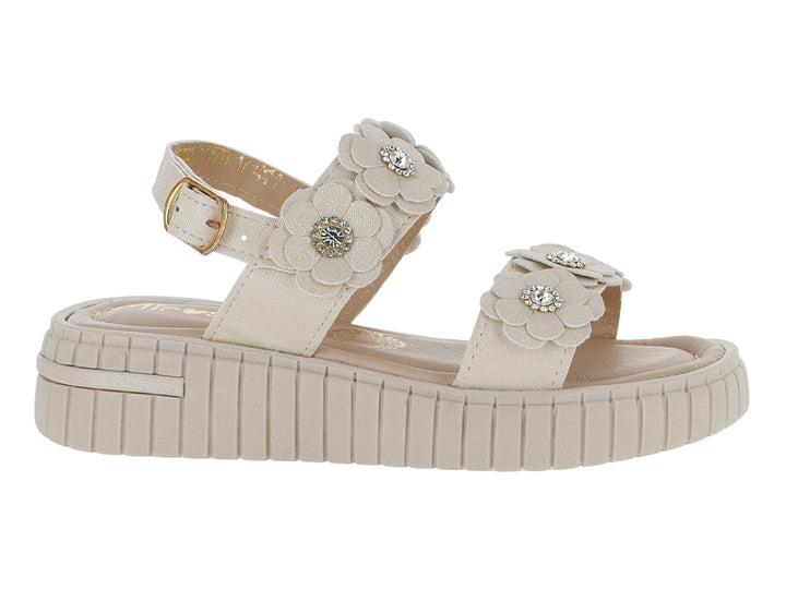 Sandalias color oro con plataforma y adornos de flores con cristales en el centro.