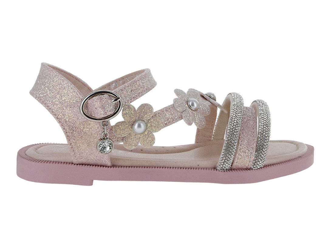 Sandalias rosas para niña con acabado brillante, adornos de flores con perlas y tiras decoradas con glitter.
