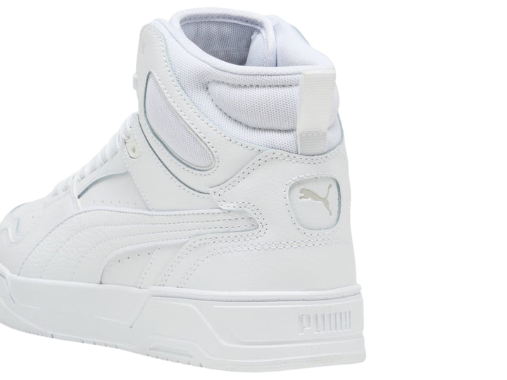 Tenis PUMA RBD Break Mid color blanco, diseño deportivo de corte medio con cordones.