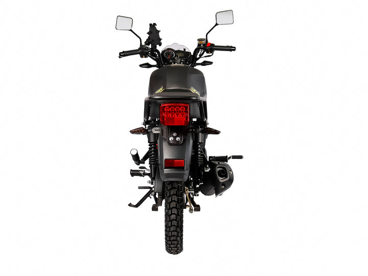 Motocicleta LIFAN LF-200 en color negro con detalles amarillos, diseño urbano para trabajo.