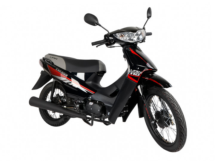 Motocicleta Lifan LF-110 color negro con detalles en rojo y blanco, vista lateral sobre fondo blanco.