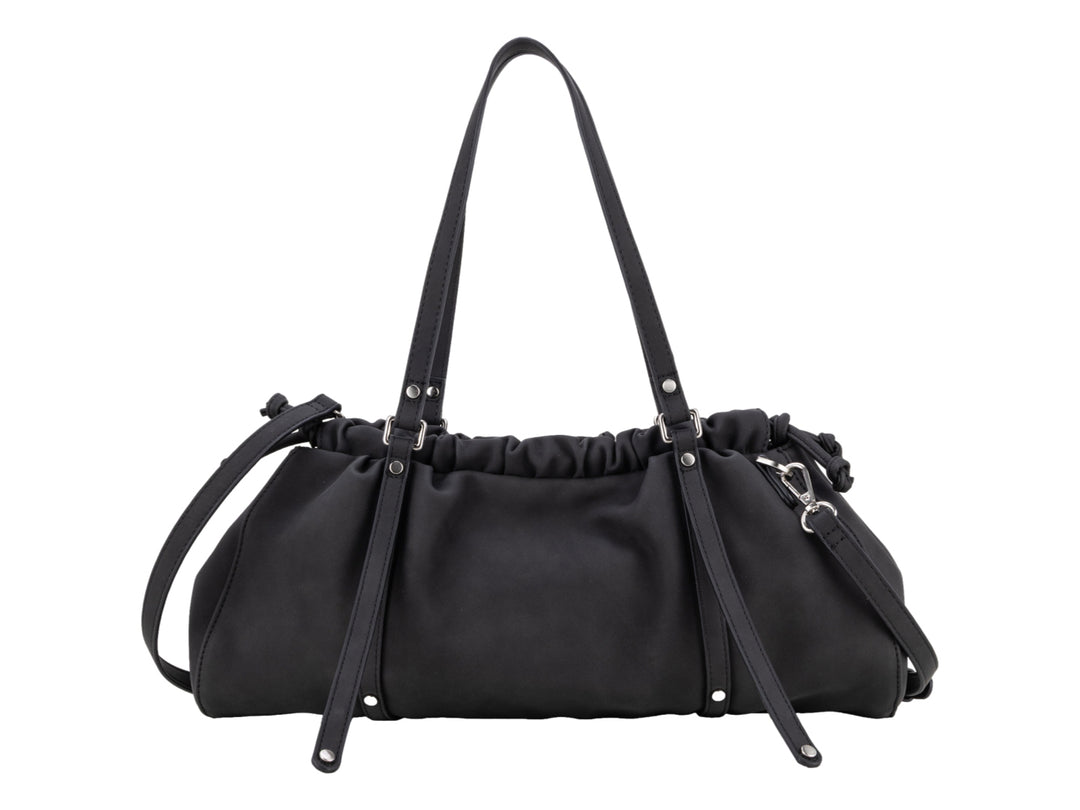 Bolsa de hombro Cloe color negro con detalles plateados y diseño fruncido.