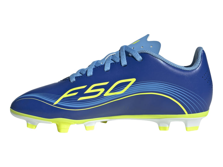Zapato de fútbol Adidas F50 Messi color azul royal con detalles y suela en amarillo solar.