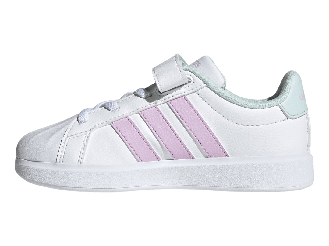 Tenis Adidas blancos con tres franjas color lila, detalles en menta y cierre de velcro para niños.